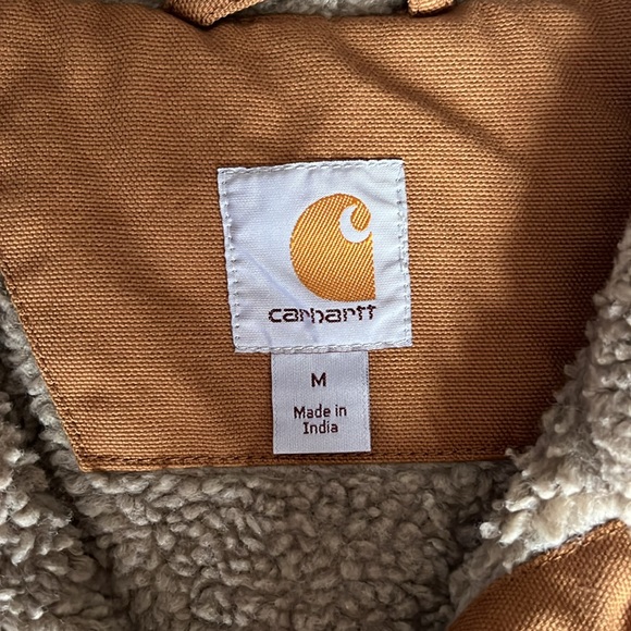 Men’s Carhartt Sherpa Lined Brown Vest - Picture 5 of 11